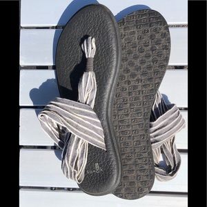Sanuk sandals